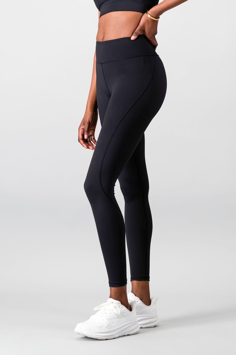 Essential Elevate Legging