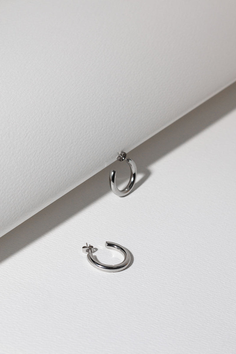 Minimalist Hoop Earrings - Silver