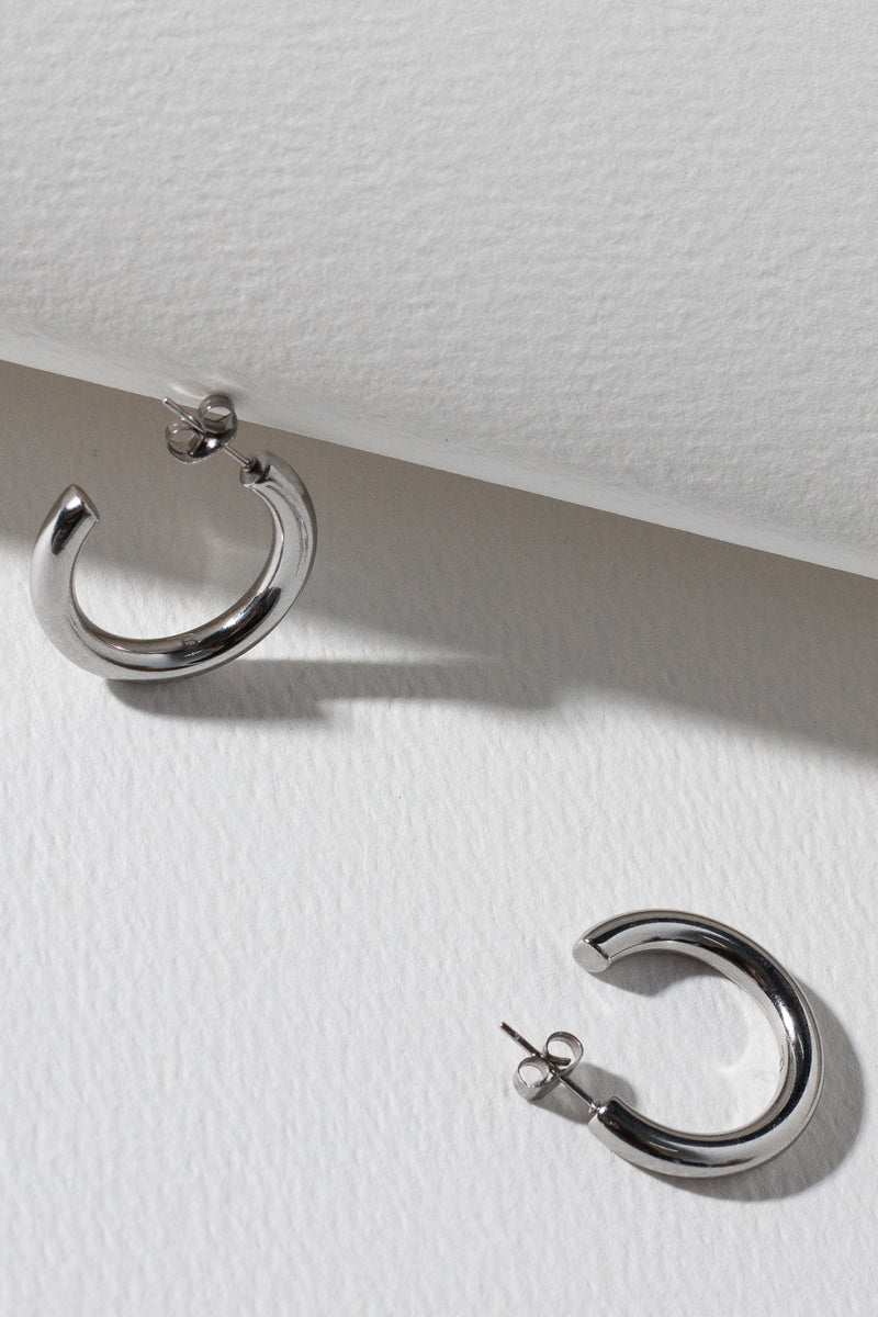 Minimalist Hoop Earrings - Silver